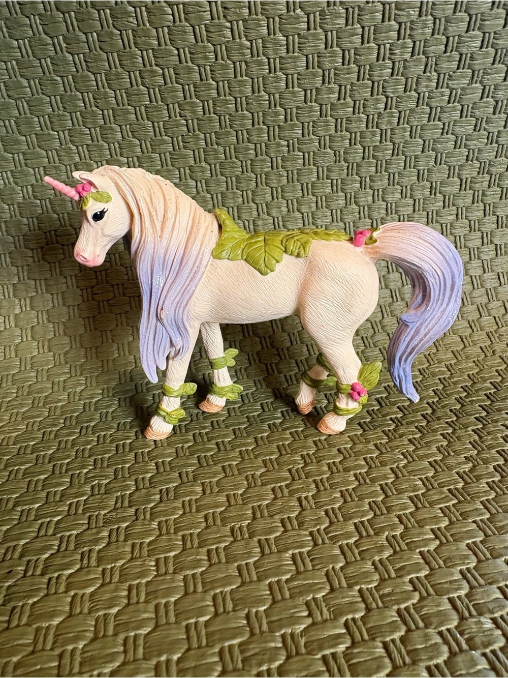 Blossom Unicorn from the Schleich Bayala collection